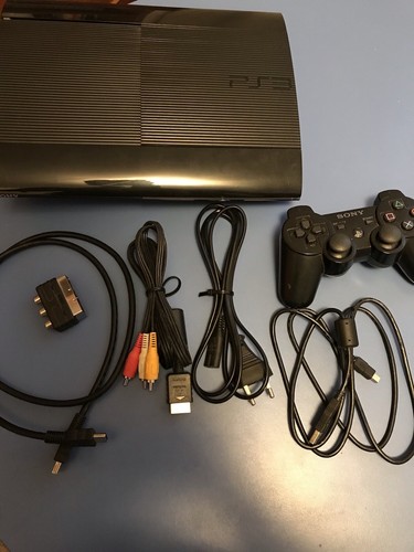 Playstation super slim - 3,